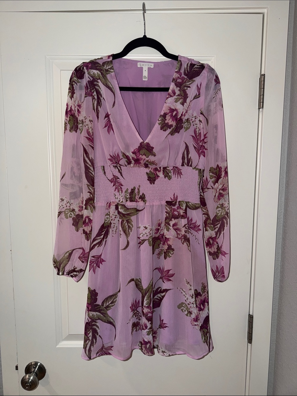 Leith Lavender Floral V-Neck Long Sleeve Dress